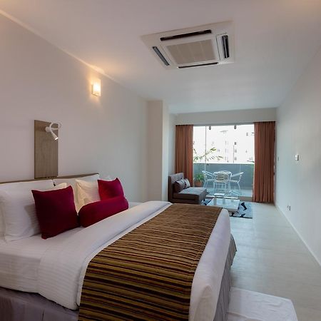 Hotel Novina Malé Esterno foto