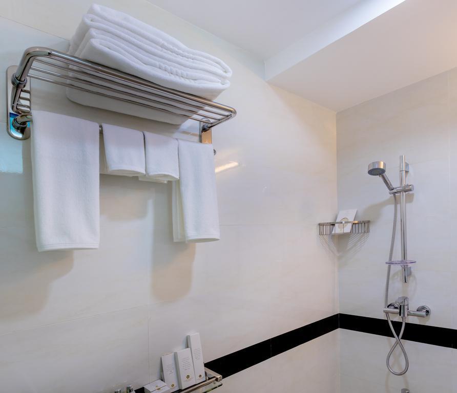 Hotel Novina Malé Esterno foto