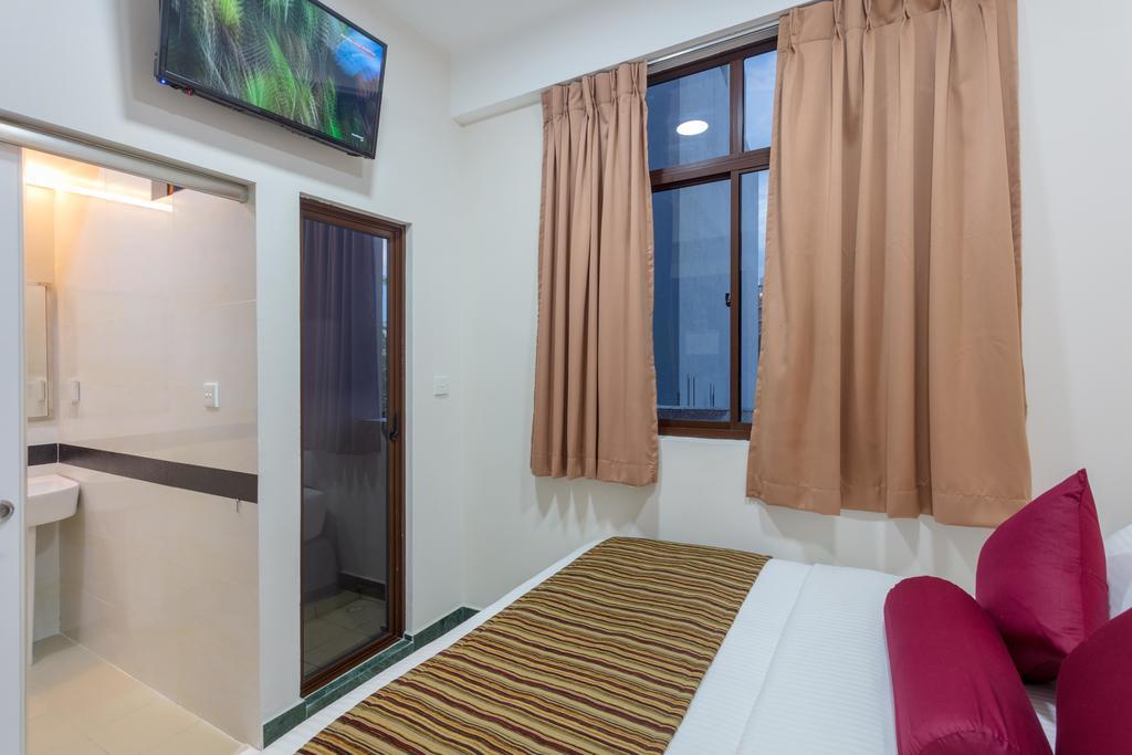 Hotel Novina Malé Esterno foto