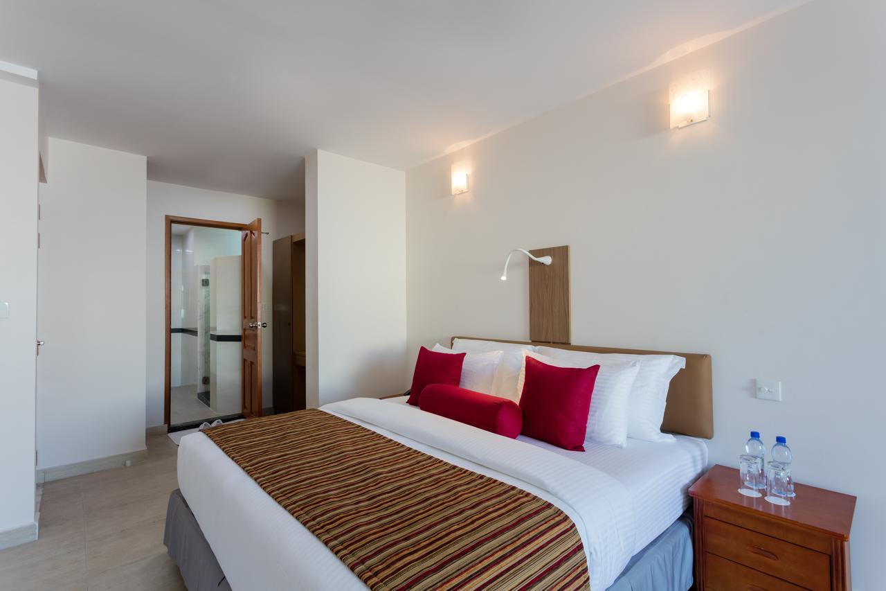 Hotel Novina Malé Esterno foto